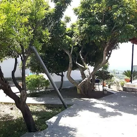 Mema's Great View Kefalonia Daire *